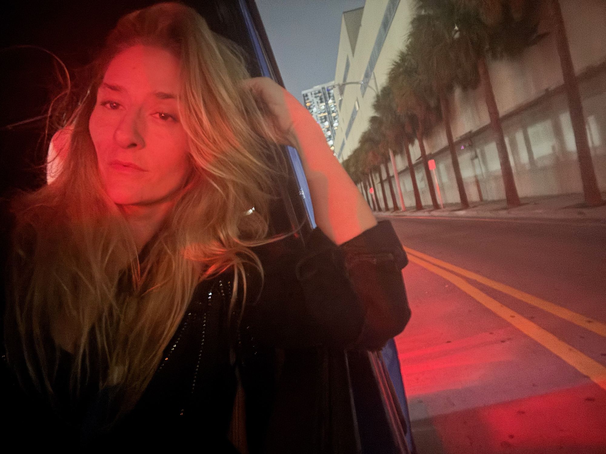 ZÉZÉ shooting on location at night
